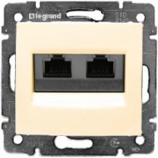 Розетка компьютерная двойная Legrand Valena RJ45 8-пол. кремовый Розетка компьютерная двойная Legrand Valena RJ45 8-пол. кремовый