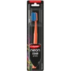 Зубная щетка Colgate средней жесткости 1 шт.
